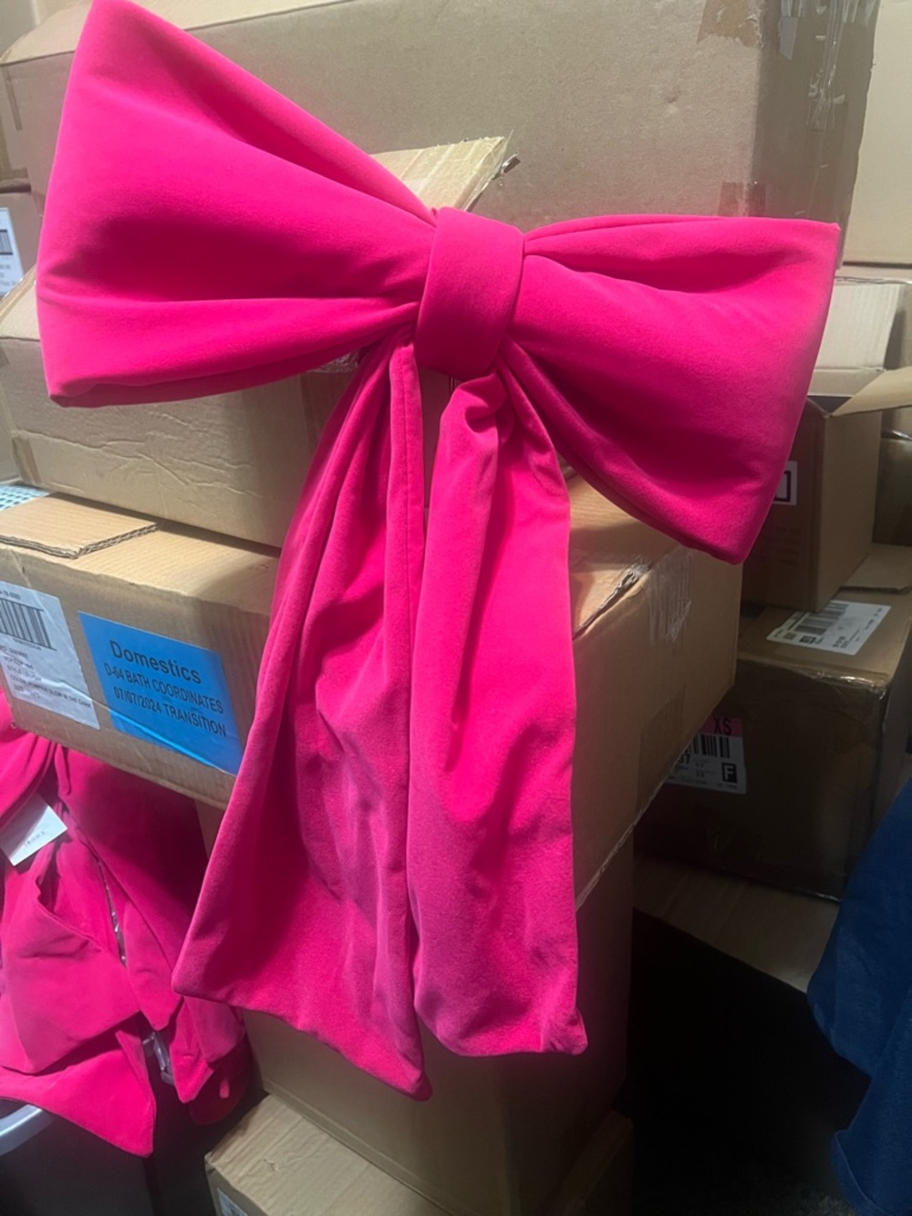 Wondershop Hot Pink Decorative Gift Bow